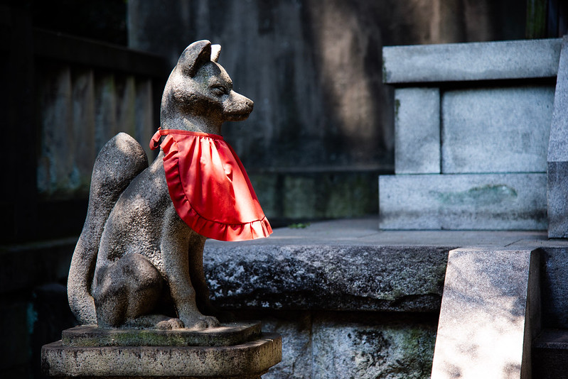 Kitsume statue