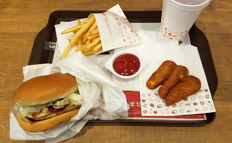 Lotteria hamburger by KCP's Siena Rose, Japan.